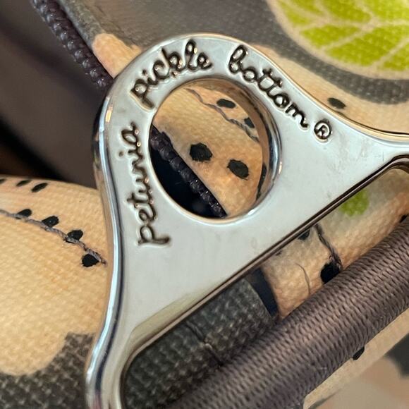 Petunia Pickle Bottom Abundance Boxy Backpack Convertible Diaper Bag - Picture 6 of 13